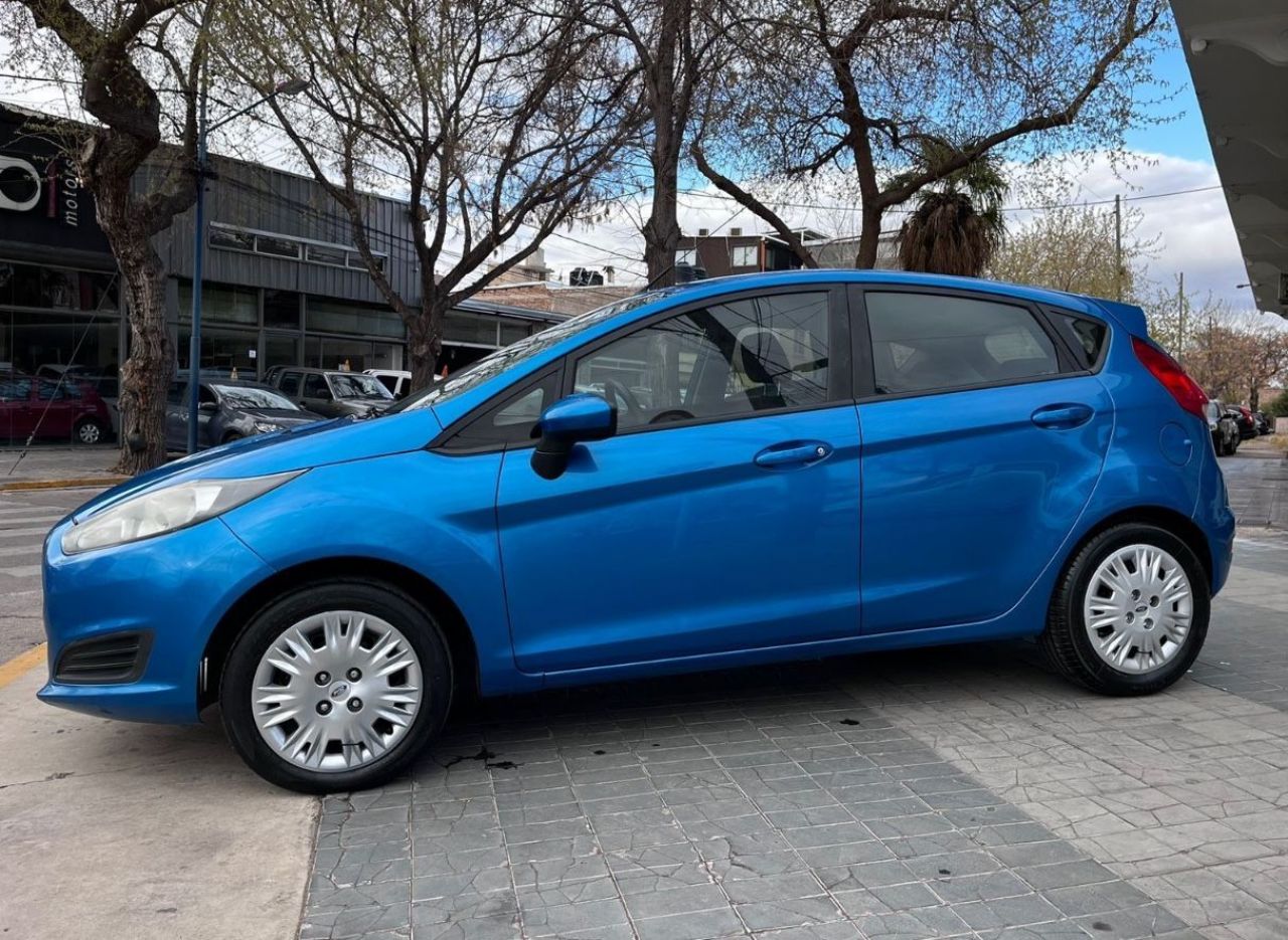 Ford Fiesta KD Usado en Mendoza, deRuedas
