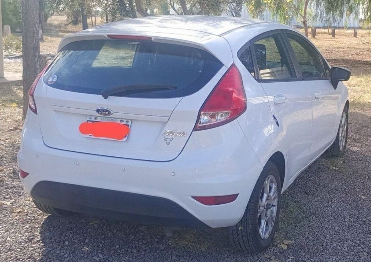 Ford Fiesta KD Usado en Mendoza, deRuedas