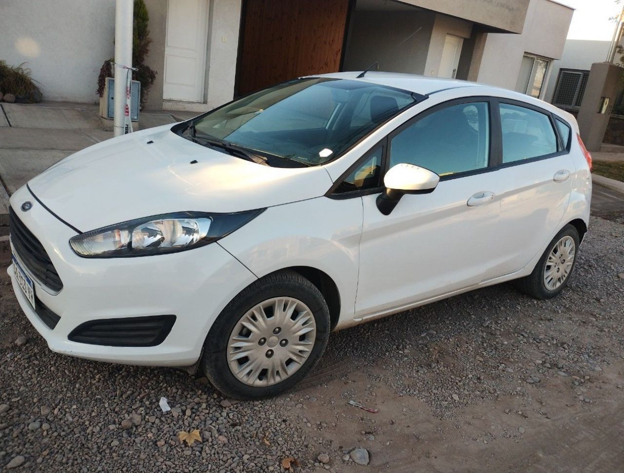 Ford Fiesta KD Usado en Mendoza, deRuedas