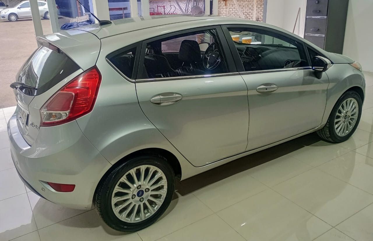Ford Fiesta KD Usado en Mendoza, deRuedas