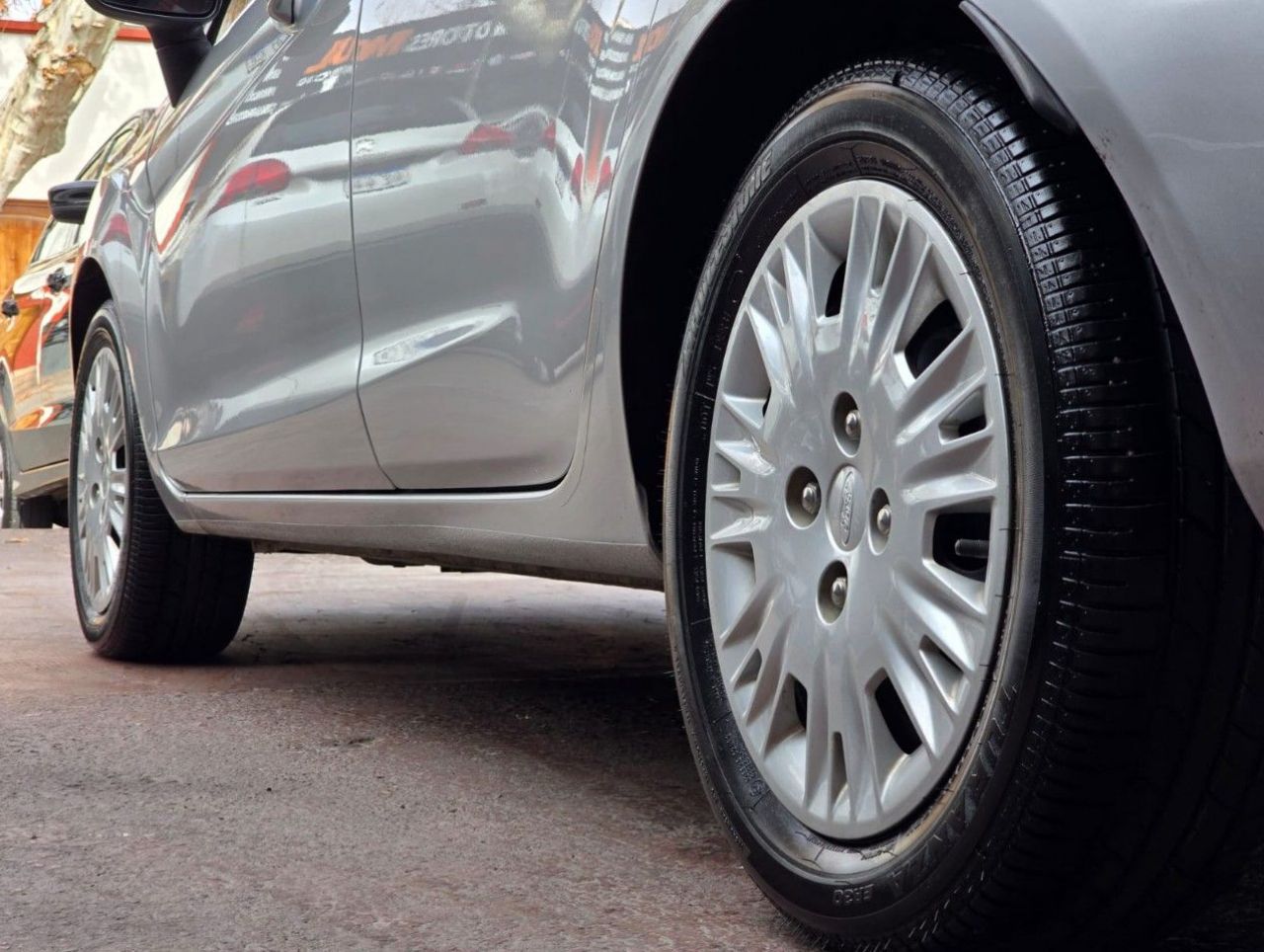 Ford Fiesta KD Usado en Mendoza, deRuedas