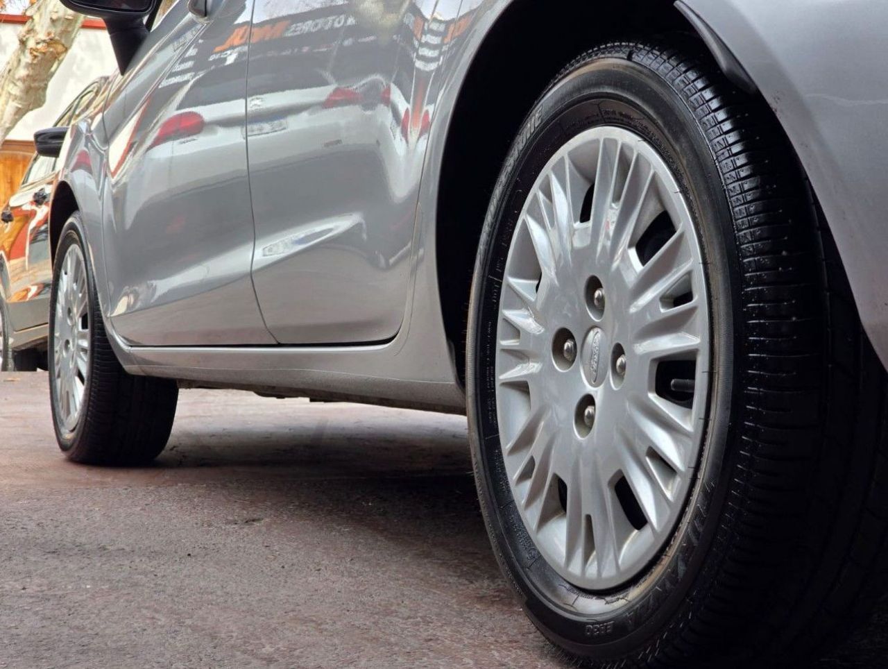 Ford Fiesta KD Usado en Mendoza, deRuedas