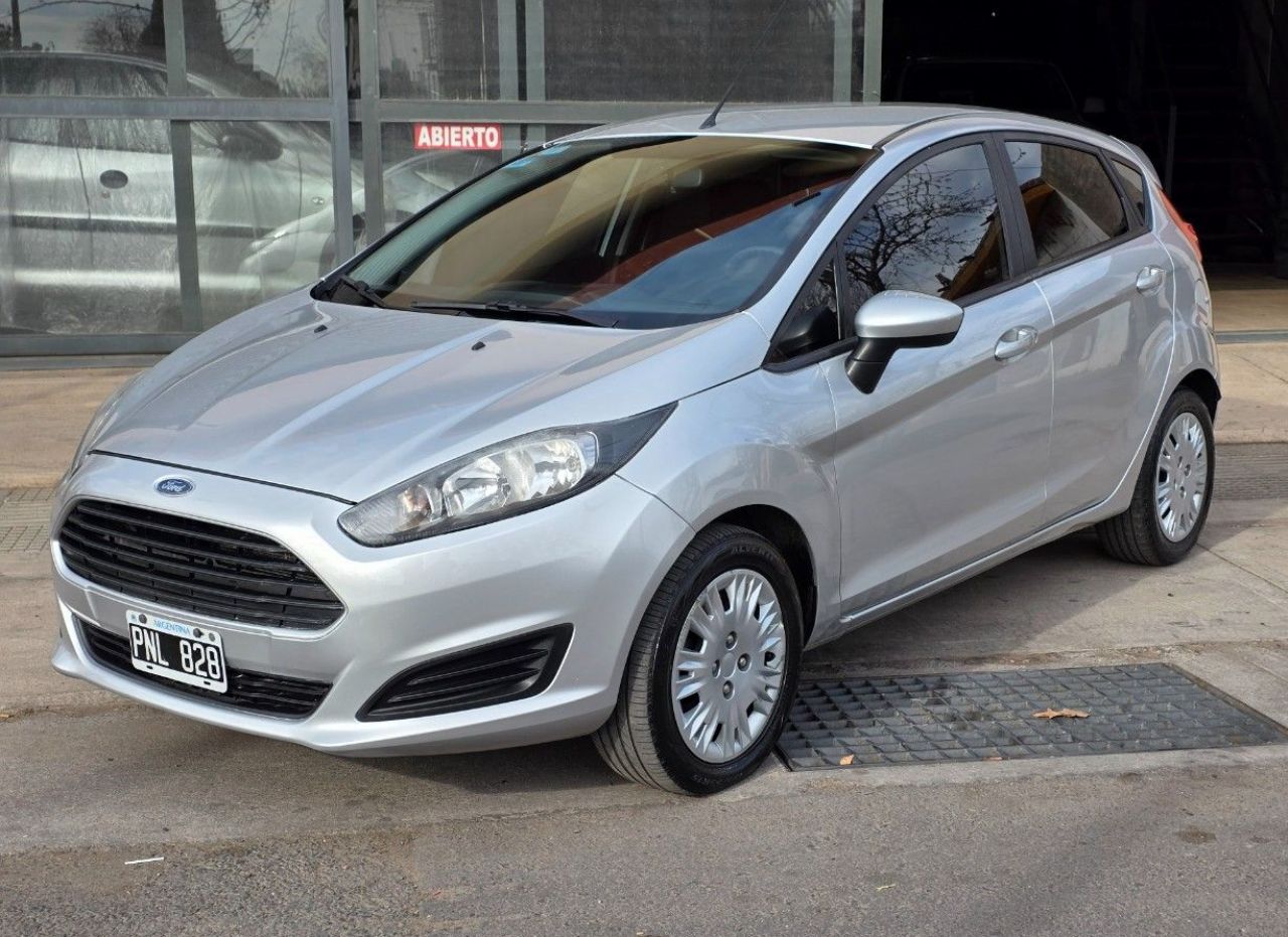 Ford Fiesta KD Usado Financiado en Mendoza, deRuedas