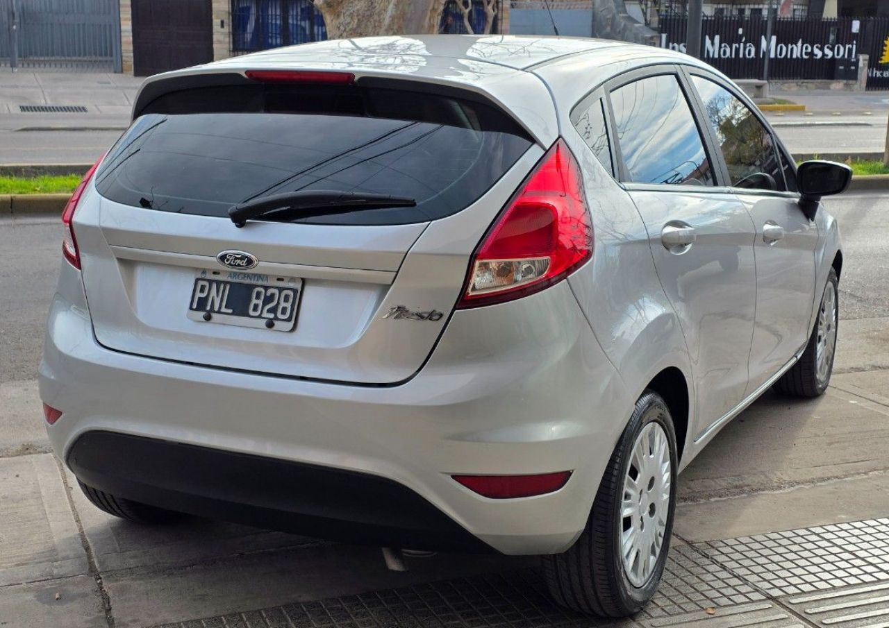 Ford Fiesta KD Usado Financiado en Mendoza, deRuedas