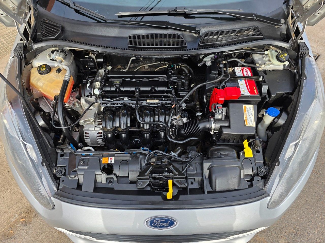 Ford Fiesta KD Usado Financiado en Mendoza, deRuedas