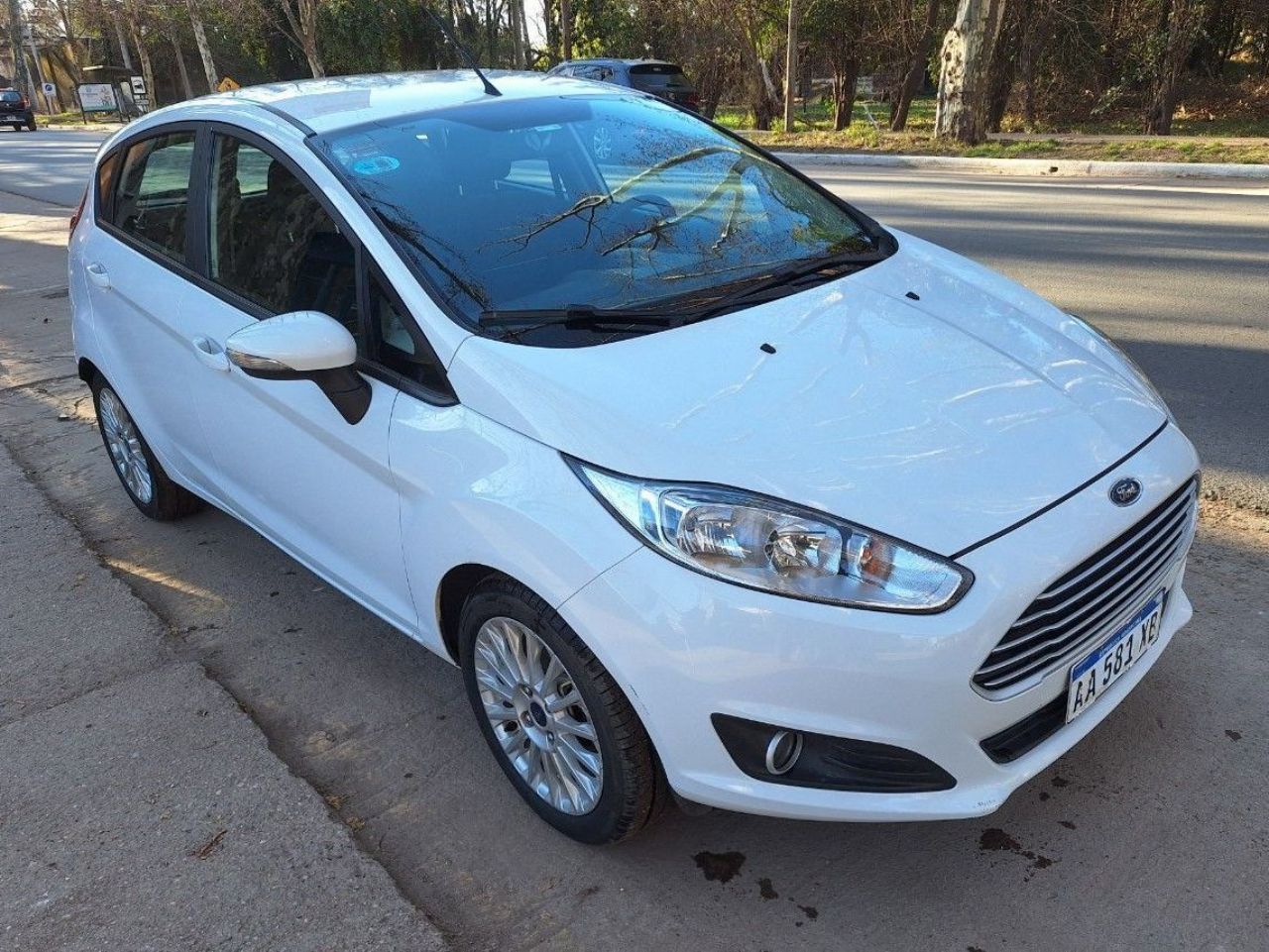 Ford Fiesta KD Usado en Córdoba, deRuedas