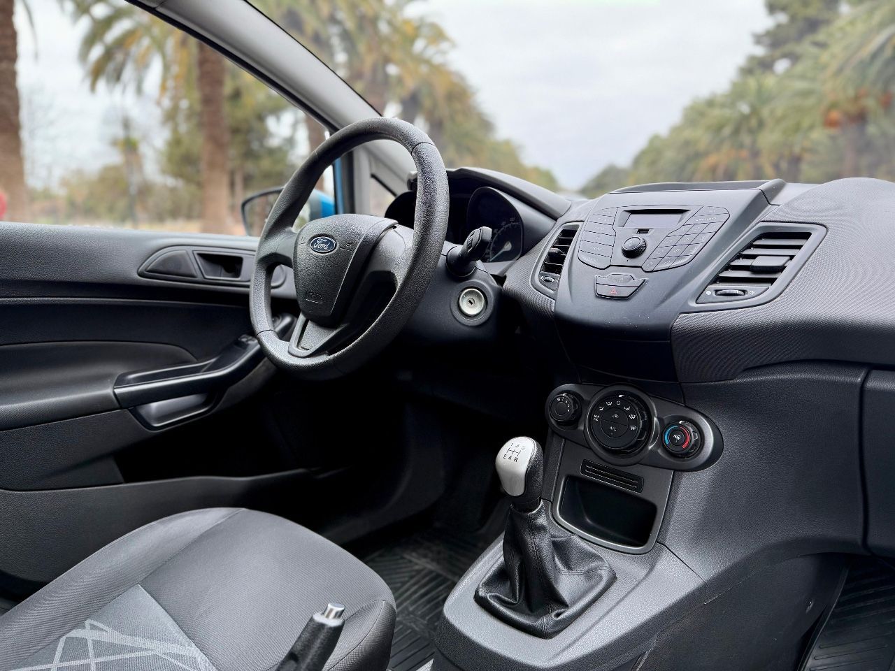 Ford Fiesta KD Usado Financiado en Mendoza, deRuedas