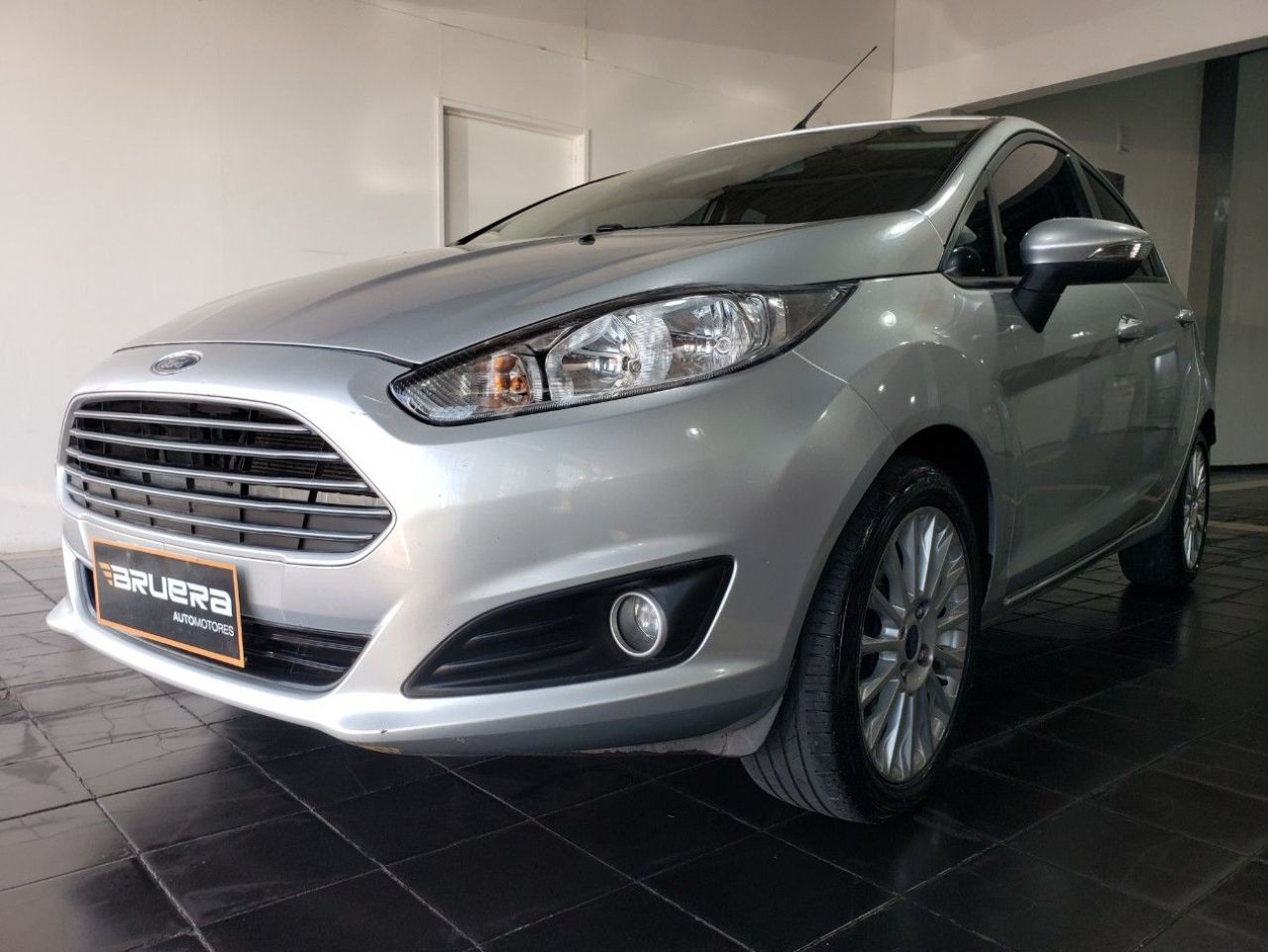 Ford Fiesta KD Usado Financiado en Mendoza, deRuedas