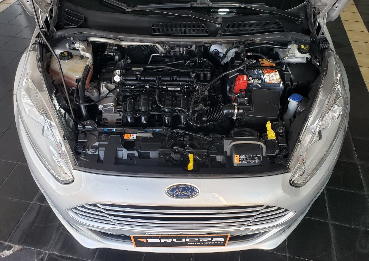 Ford Fiesta KD Usado Financiado en Mendoza, deRuedas