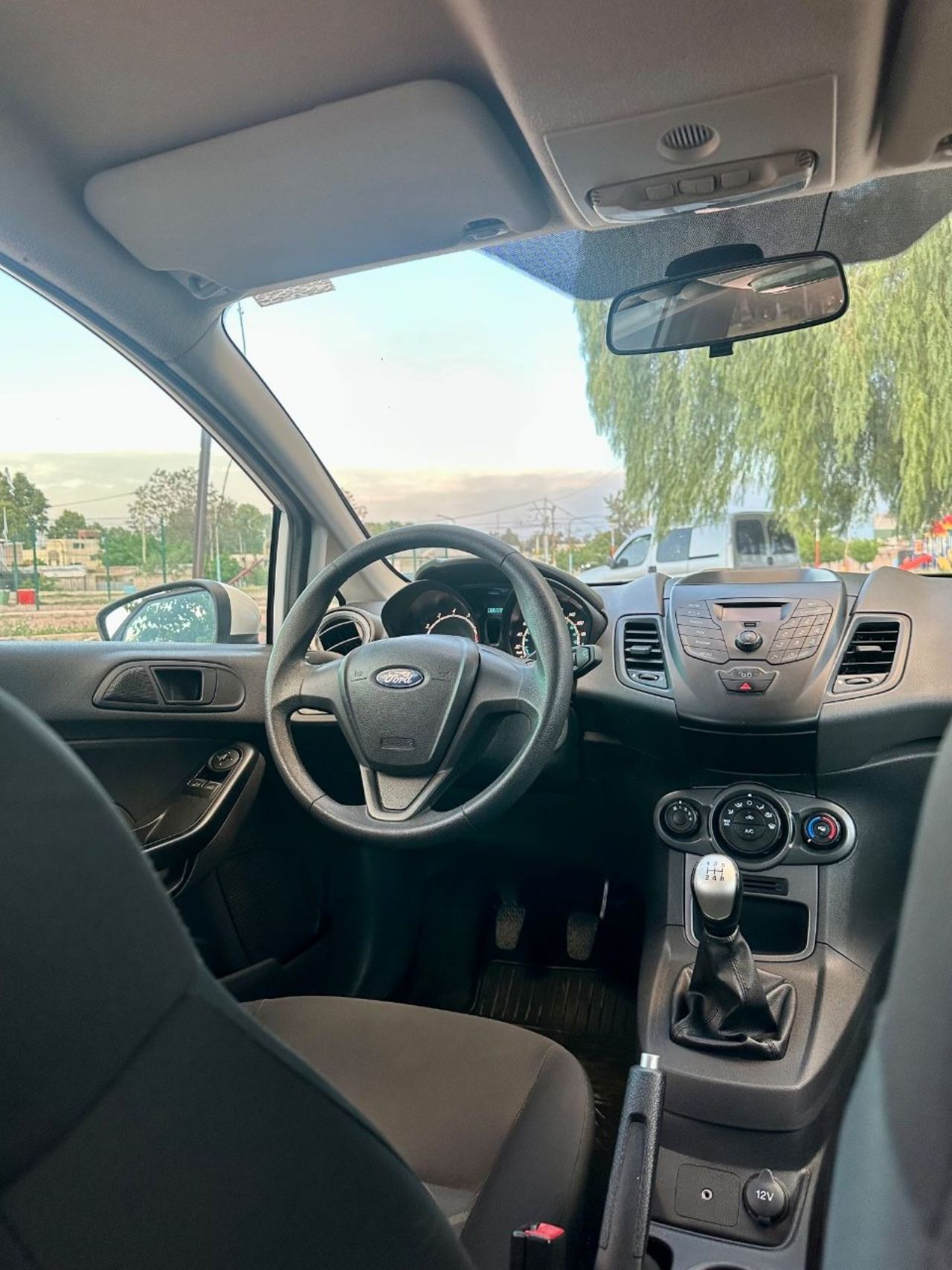 Ford Fiesta KD Usado en Mendoza, deRuedas