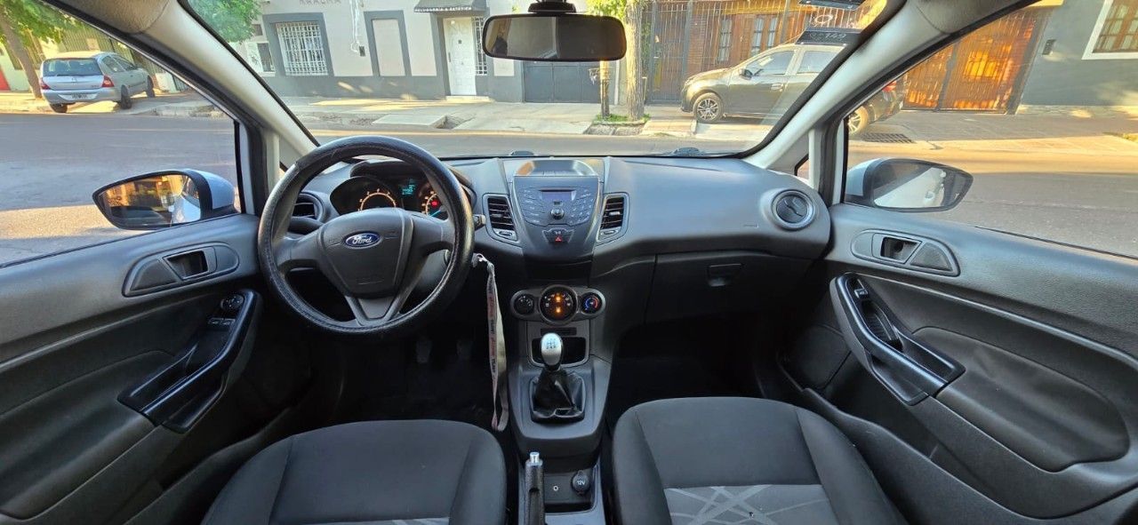 Ford Fiesta KD Usado en Mendoza, deRuedas