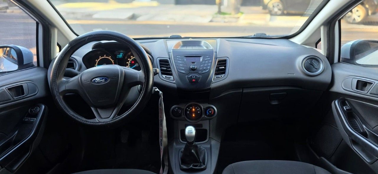 Ford Fiesta KD Usado en Mendoza, deRuedas