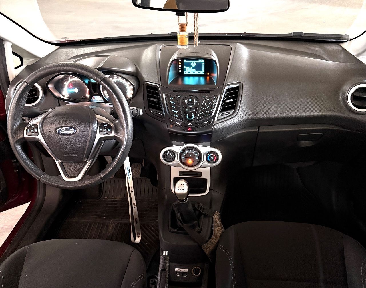 Ford Fiesta KD Usado en San Luis, deRuedas