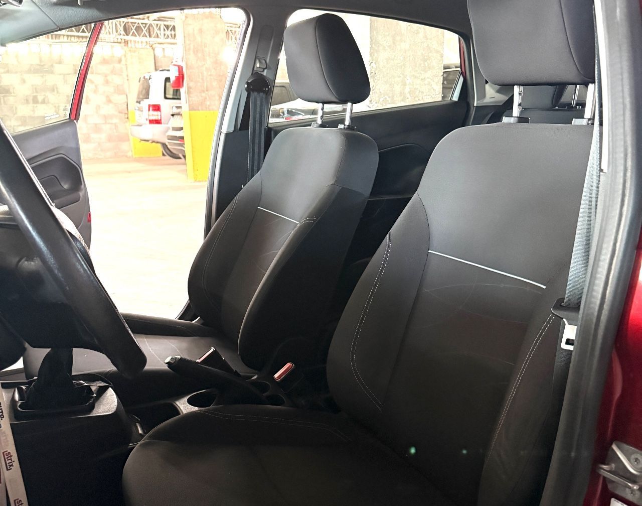 Ford Fiesta KD Usado en San Luis, deRuedas