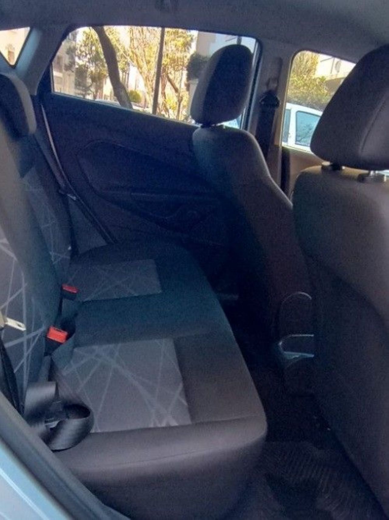 Ford Fiesta KD Usado en Buenos Aires, deRuedas