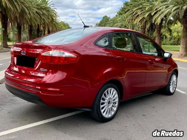 Ford Fiesta KD Usado en Mendoza, deRuedas