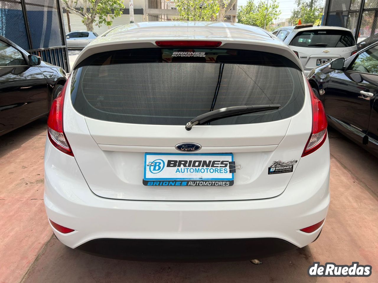 Ford Fiesta KD Usado en Mendoza, deRuedas