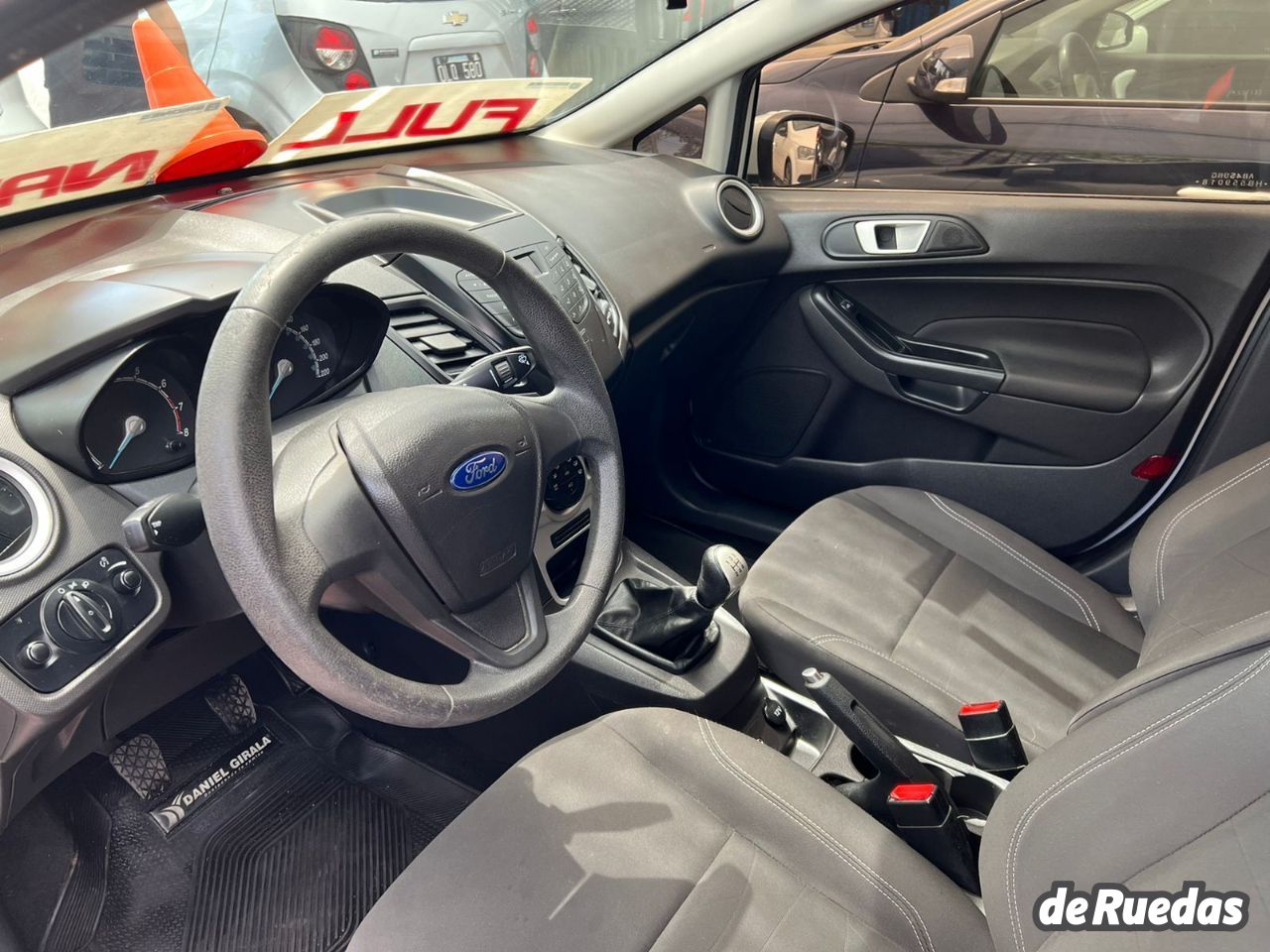Ford Fiesta KD Usado en Mendoza, deRuedas