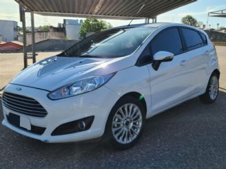Ford Fiesta KD Usado en Córdoba