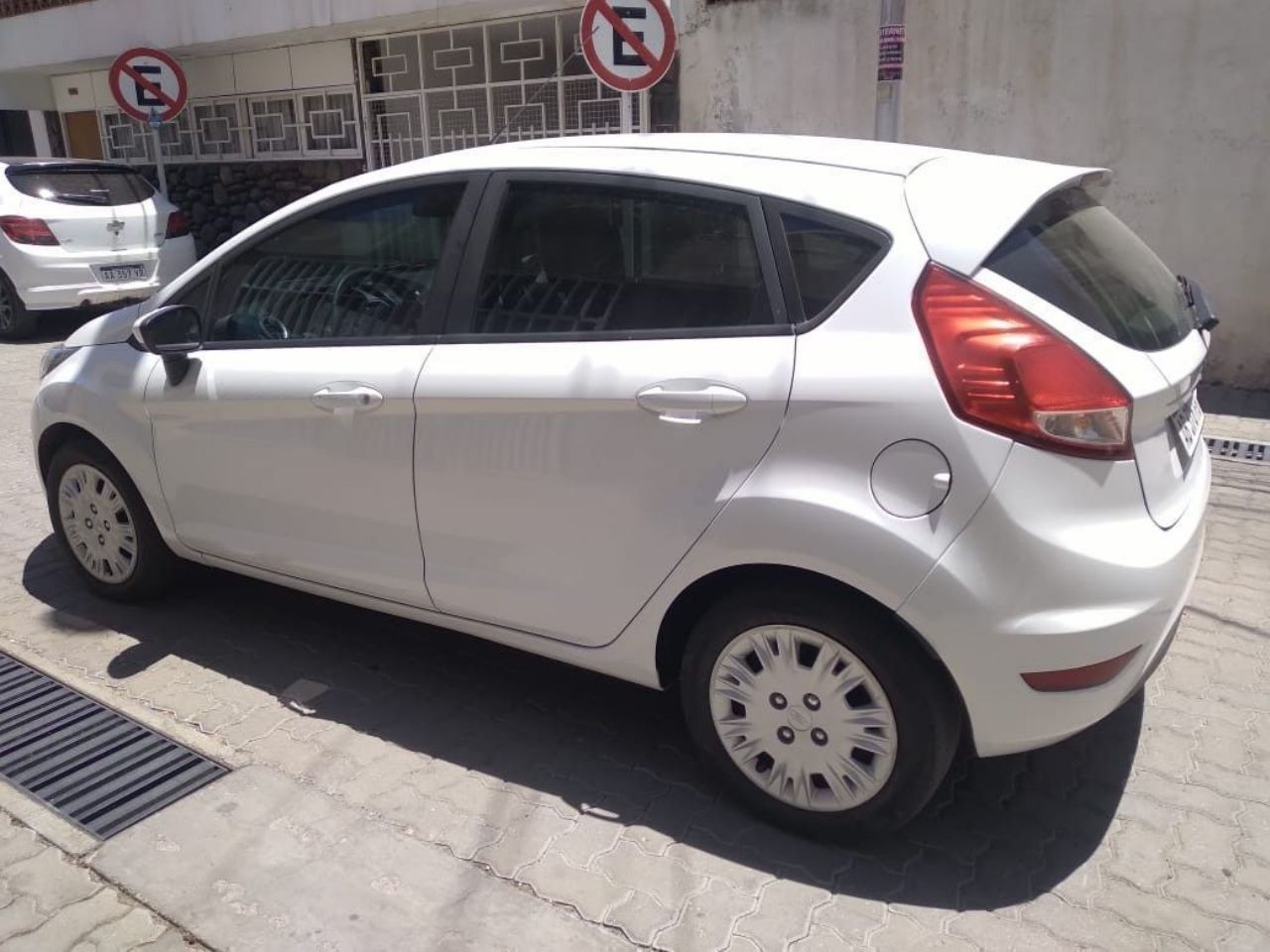 Ford Fiesta KD Usado en Mendoza, deRuedas