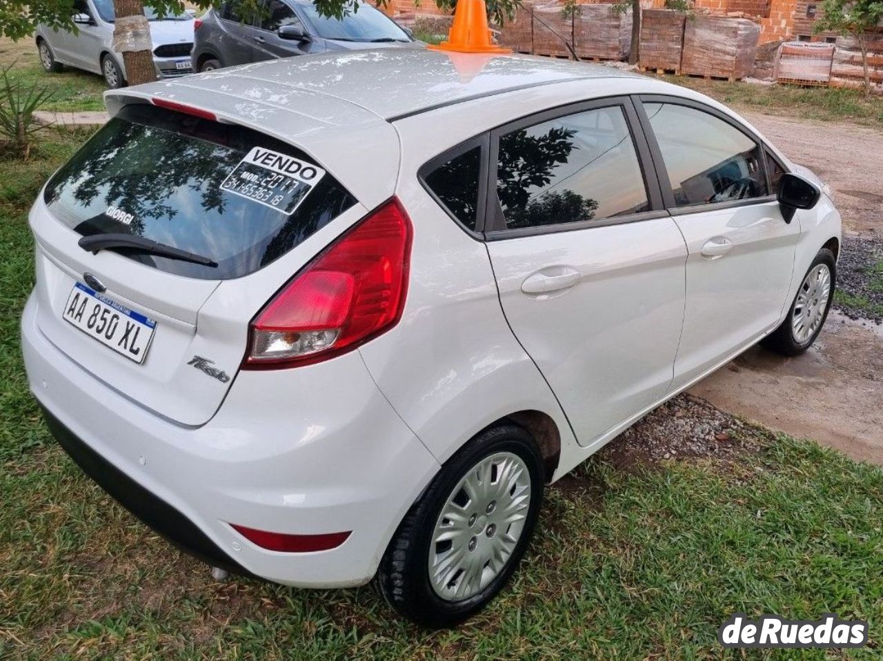 Ford Fiesta KD Usado en Santa Fe, deRuedas