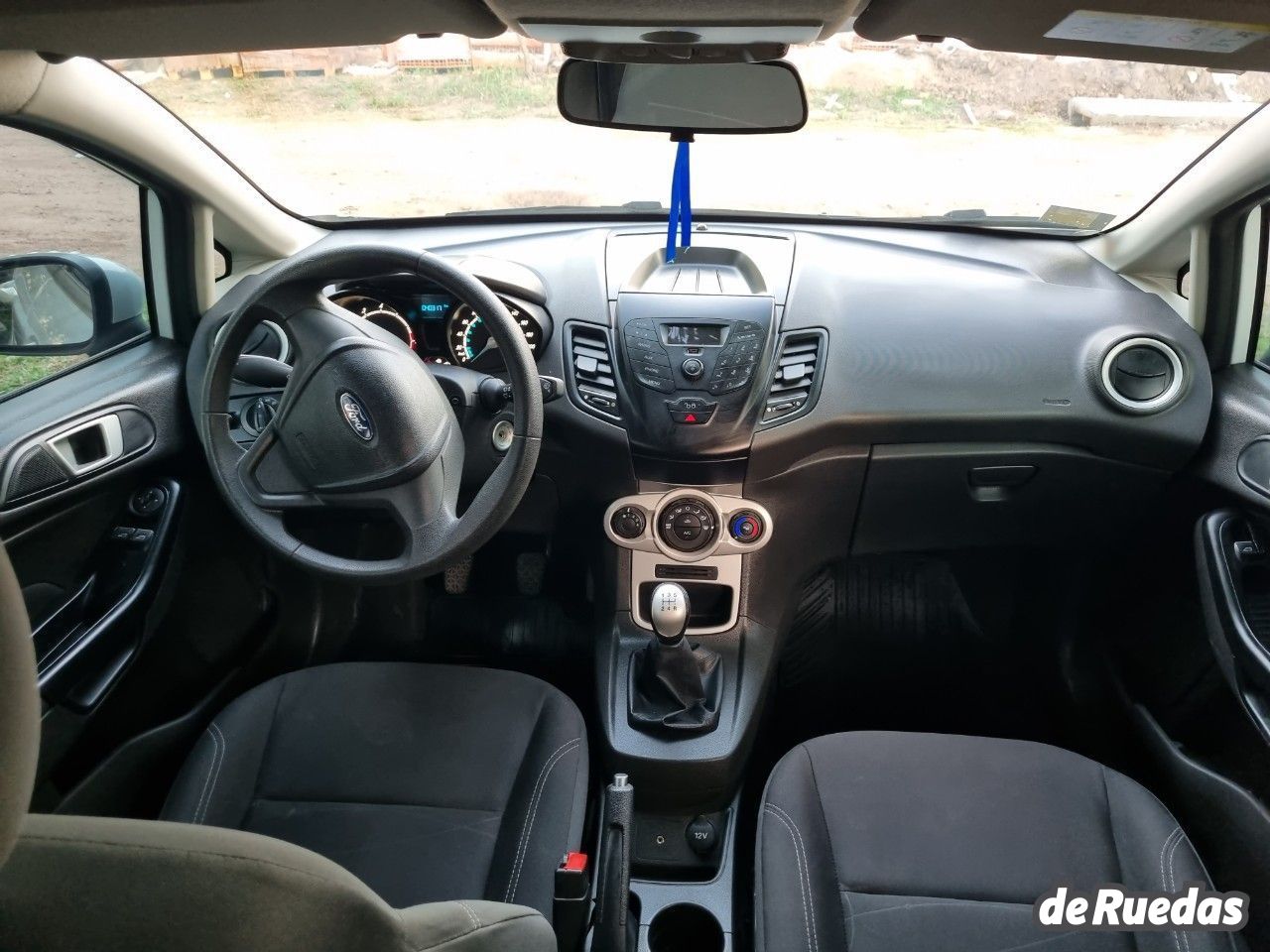 Ford Fiesta KD Usado en Santa Fe, deRuedas