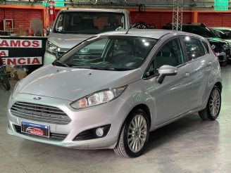 Ford Fiesta KD Usado en San Juan Financiado