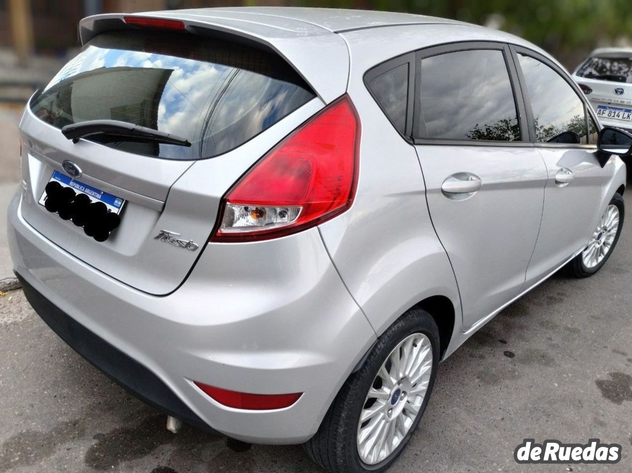 Ford Fiesta KD Usado en Mendoza, deRuedas