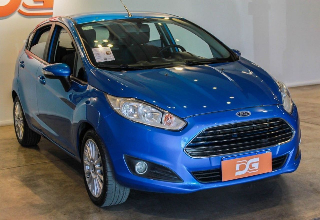 Ford Fiesta KD Usado en Córdoba, deRuedas