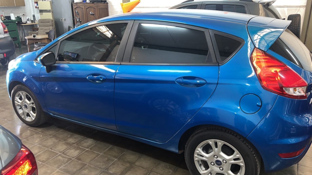 Ford Fiesta KD Usado en Mendoza, deRuedas
