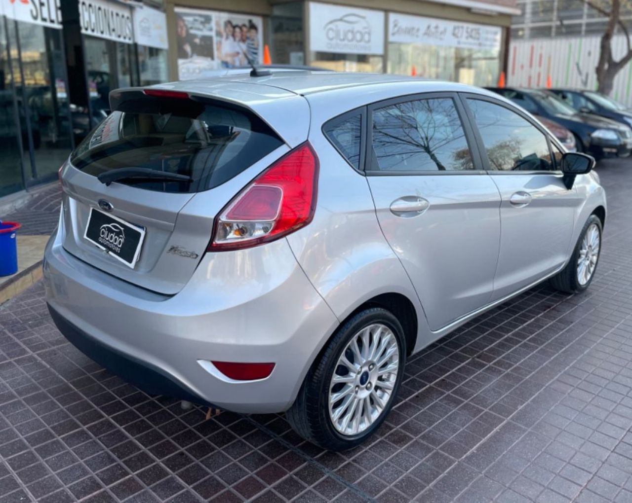 Ford Fiesta KD Usado Financiado en Mendoza, deRuedas