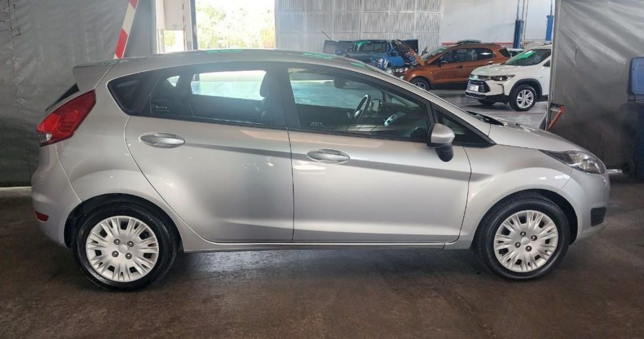 Ford Fiesta KD Usado en Mendoza, deRuedas