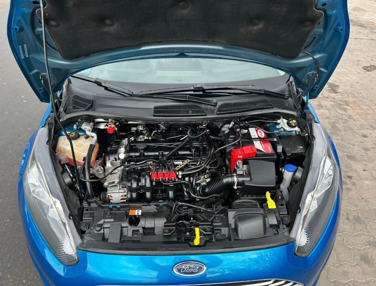 Ford Fiesta KD Usado Financiado en Mendoza, deRuedas