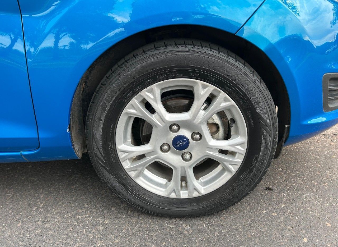 Ford Fiesta KD Usado Financiado en Mendoza, deRuedas
