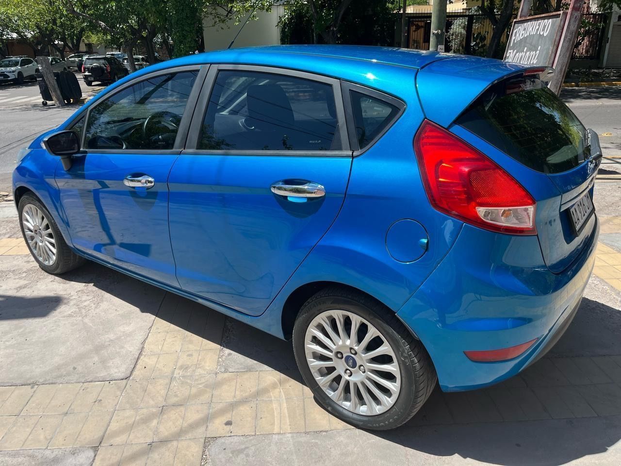 Ford Fiesta KD Usado Financiado en Mendoza, deRuedas