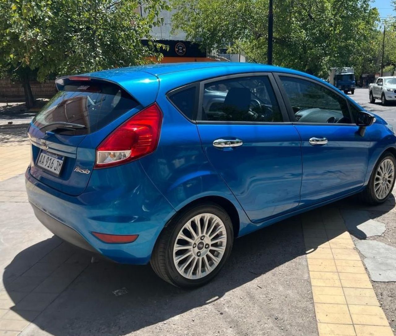 Ford Fiesta KD Usado Financiado en Mendoza, deRuedas