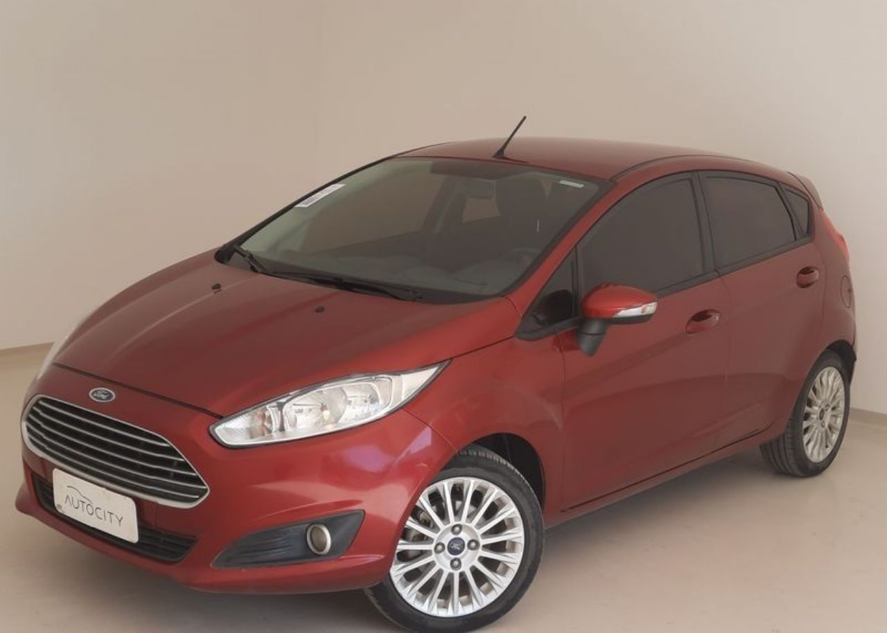 Ford Fiesta KD Usado en Córdoba, deRuedas