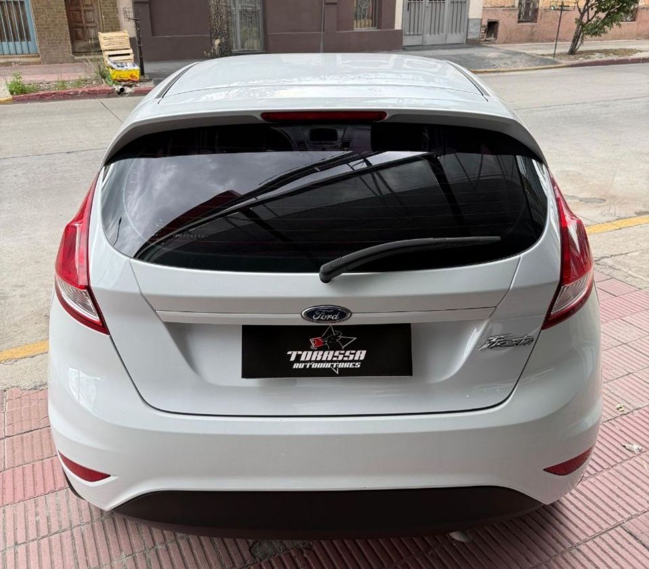 Ford Fiesta KD Usado en Córdoba, deRuedas