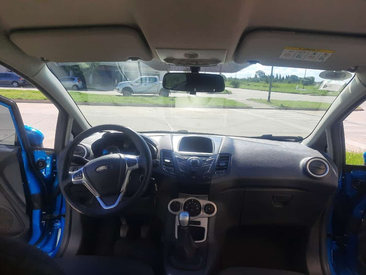 Ford Fiesta KD Usado en Córdoba, deRuedas