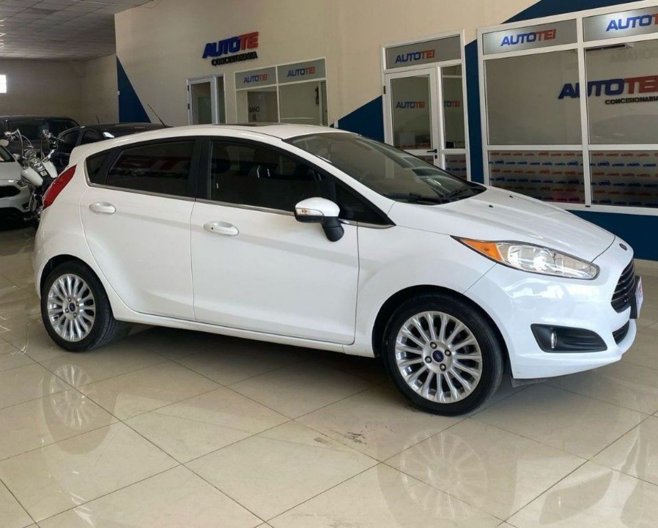 Ford Fiesta KD Usado Financiado en Córdoba, deRuedas