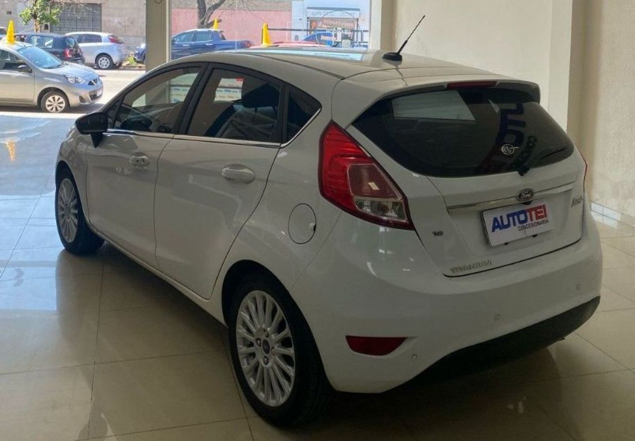 Ford Fiesta KD Usado Financiado en Córdoba, deRuedas