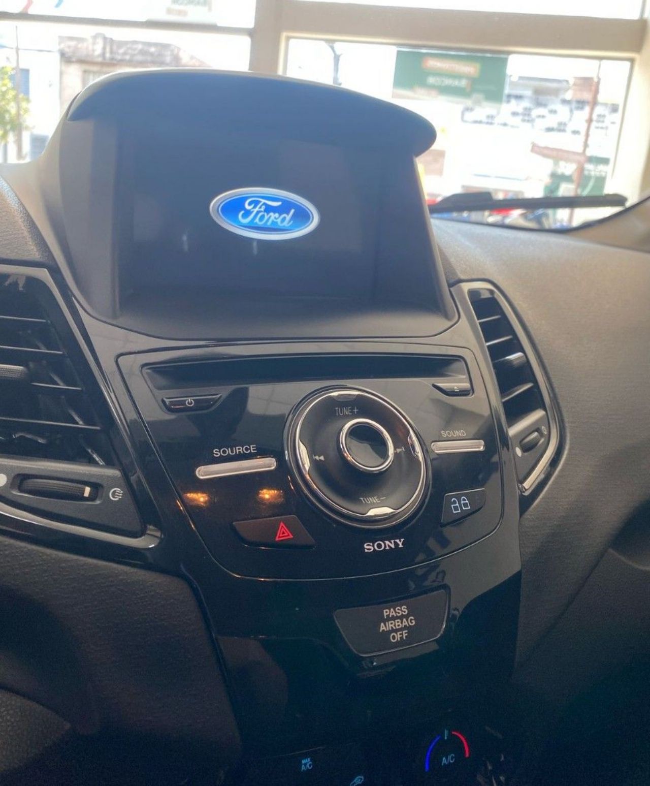 Ford Fiesta KD Usado Financiado en Córdoba, deRuedas