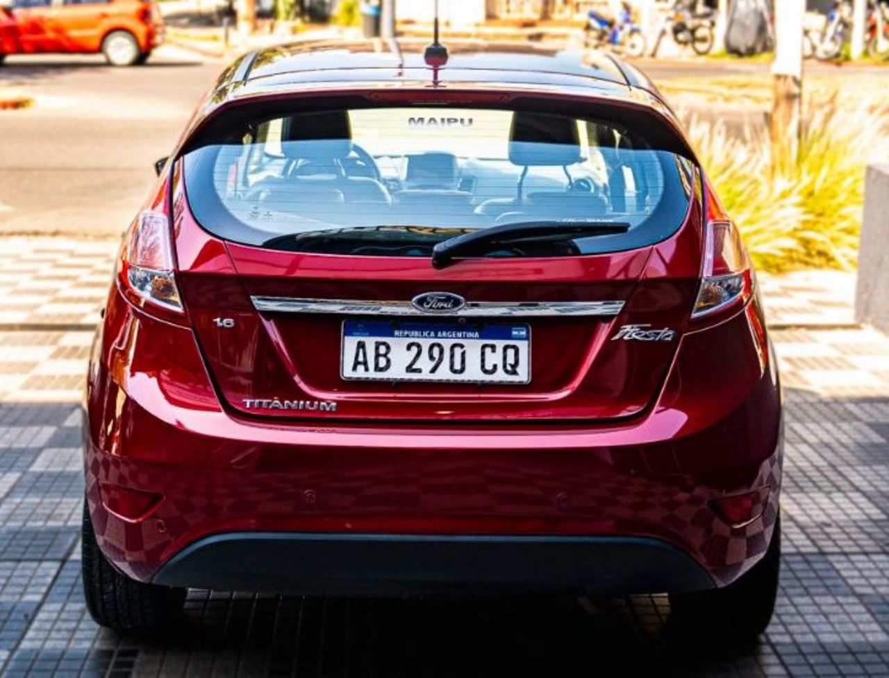 Ford Fiesta KD Usado Financiado en Córdoba, deRuedas