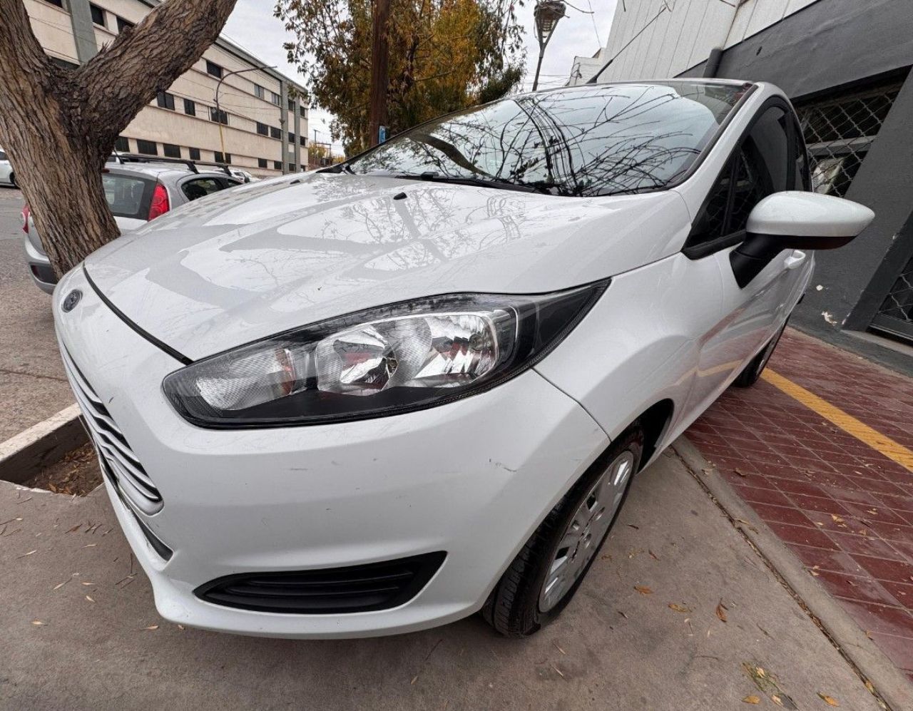 Ford Fiesta KD Usado Financiado en Mendoza, deRuedas