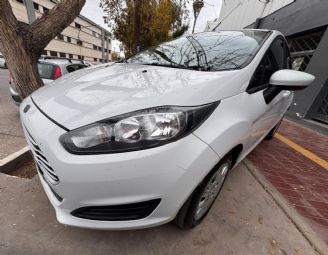 Ford Fiesta KD Usado en Mendoza Financiado