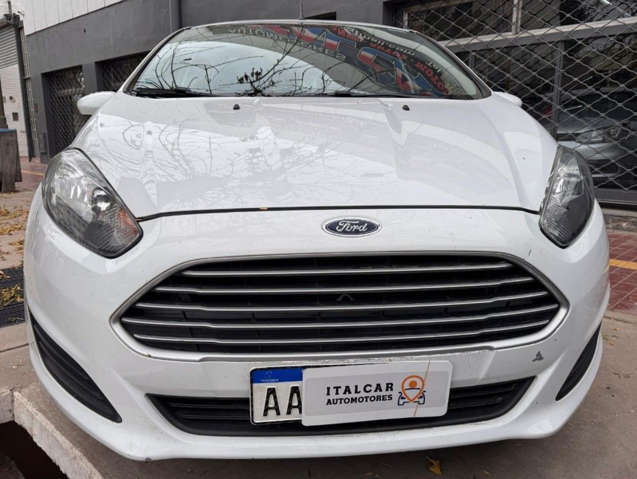 Ford Fiesta KD Usado Financiado en Mendoza, deRuedas