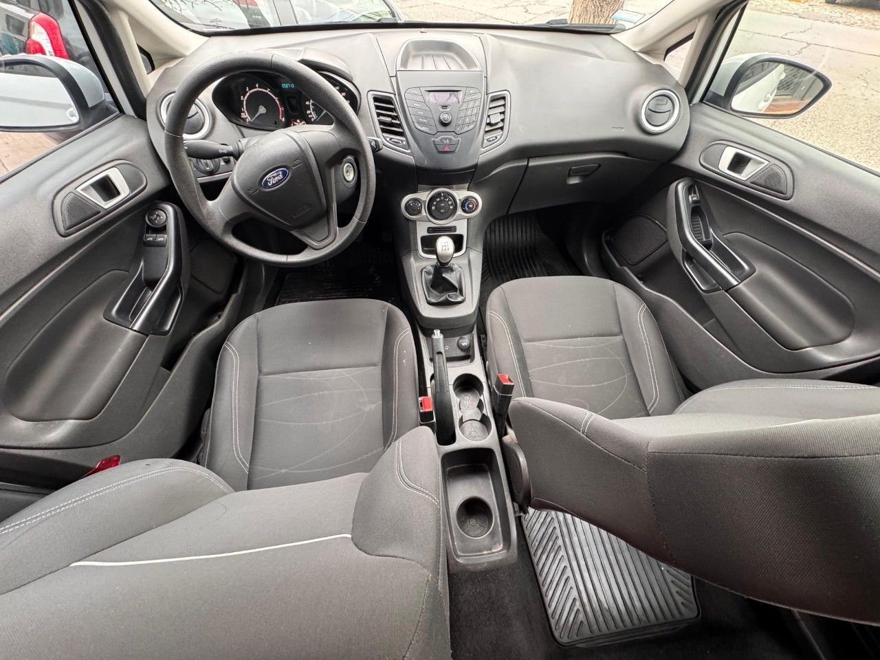 Ford Fiesta KD Usado Financiado en Mendoza, deRuedas