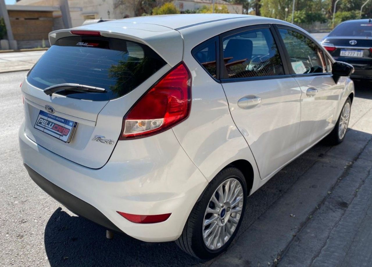 Ford Fiesta KD Usado Financiado en San Juan, deRuedas