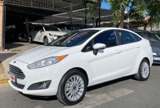 Ford Fiesta KD Usado en San Juan Financiado