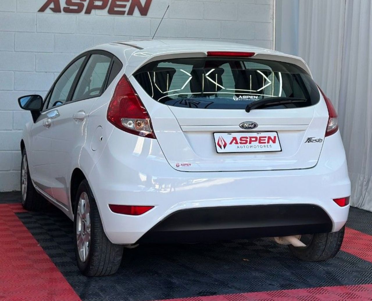 Ford Fiesta KD Usado Financiado en Córdoba, deRuedas